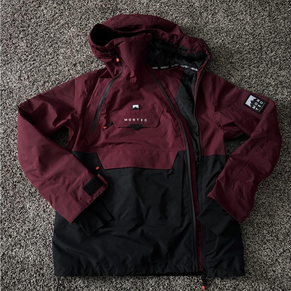 Montec Doom Woman’s Burgundy and Black Ski Jacket Size Medium - Picture 6 of 8